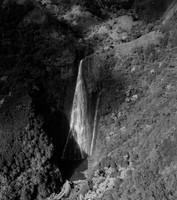 Manawaiopuna Falls, aerial view, Kaua'i, Hawai'i