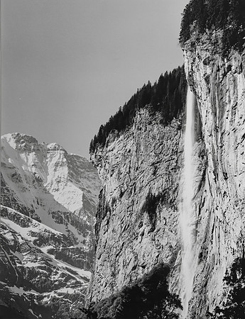 Staubbach Falls, Lauterbrunnen, Switzerland