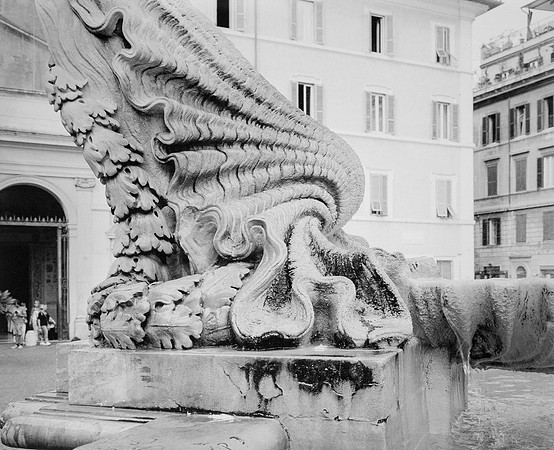 Piazza Santa Maria in Trastevere, Rome